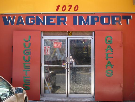 Fachada del 1070 con el letrero Wagner Import